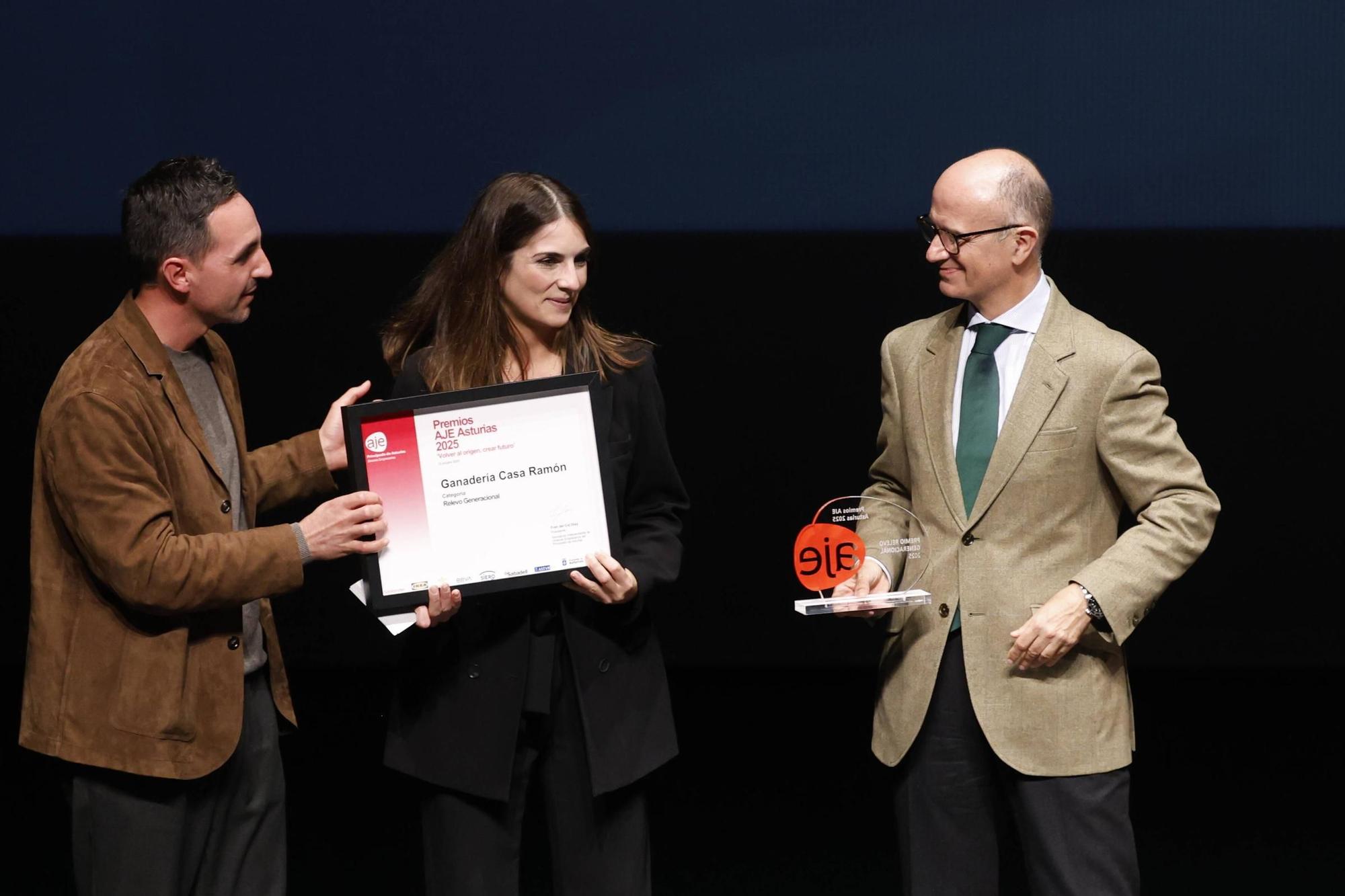 EN IMÁGENES: ASÍ FUE LA GALA DE LOS JÓVENES EMPRESARIOS DE ASTURIAS