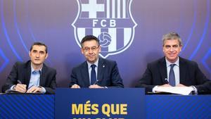 Ernesto Valverde ha firmado el contrato que le ligará con el Barcelona por una temporada más