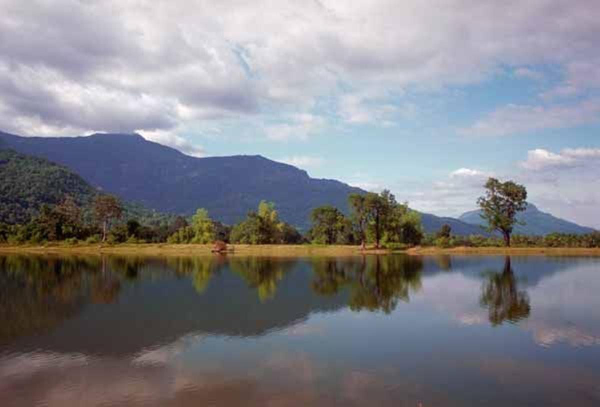 Vista de uno de los lagos que forma el río Mekong en la provincia de Champasak.