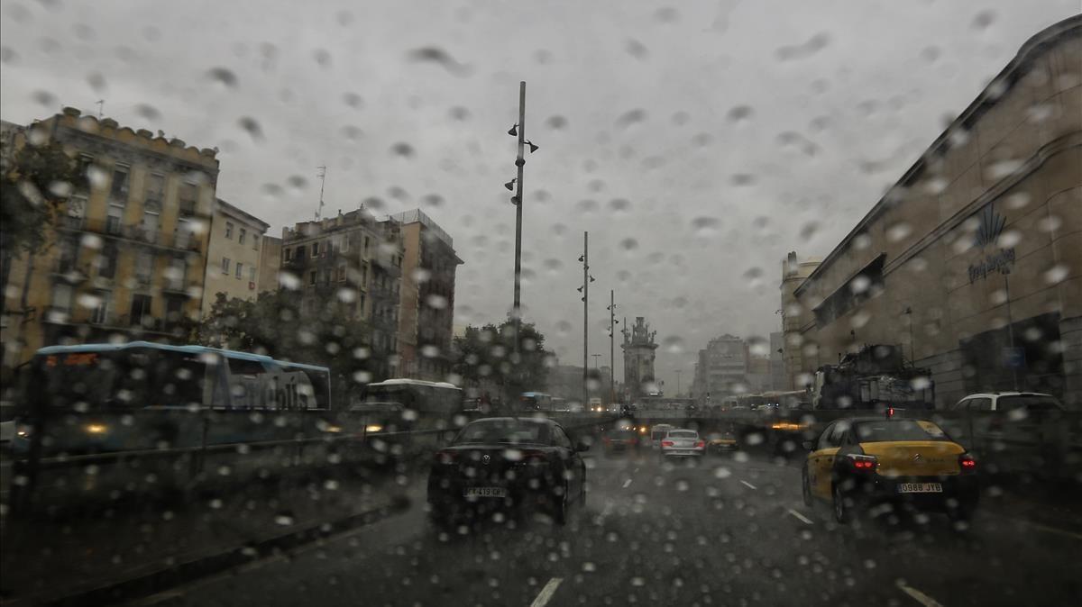 fsendra40599476 barcelona barcelon s 19 10 2017 sociedad lluvia intensa171019205218 fsendra40599476 barcelona barcelon s 19 10 2017 sociedad lluvia intensa171019205218