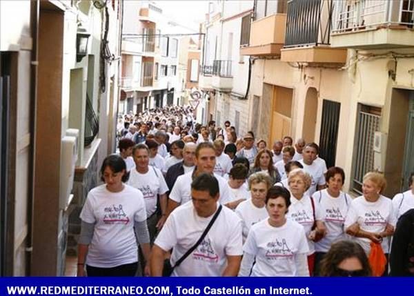 MULTITUDINARIA MARCHA SOLIDARIA CONTRA EL CÁNCER EN LA VILAVELLA