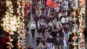 Ambiente en el centro comercial La Maquinista el pasado fin de semana.