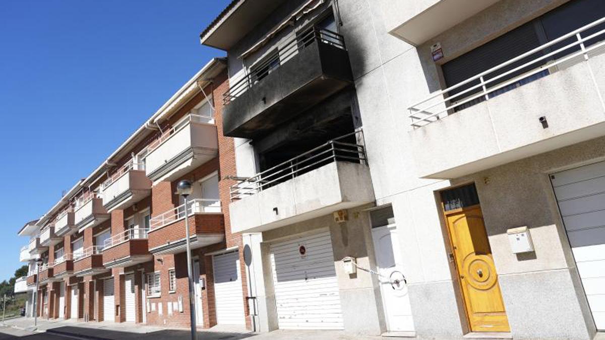 Dos hermanos mueren en el incendio de una casa en Vilanova i la Geltrú