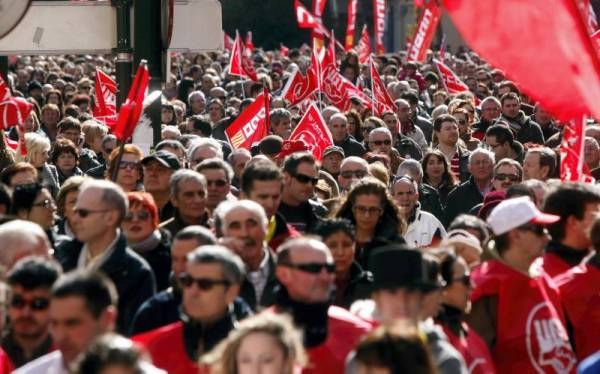 Las imágenes de la manifestación en Zaragoza