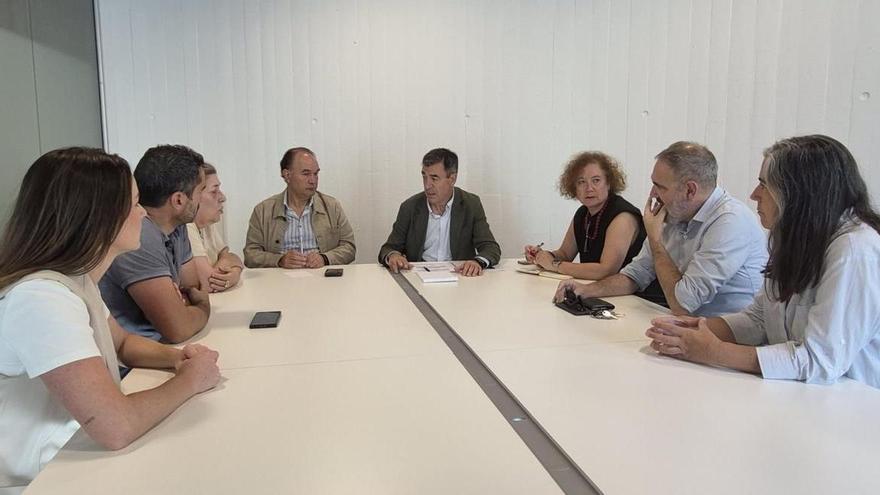 Román Rodríguez anuncia mejoras en el área de FP del IES Laxeiro de Lalín