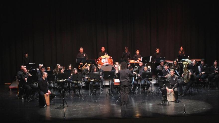 La música del Mediterráneo seduce en el Auditori Teulada Moraira