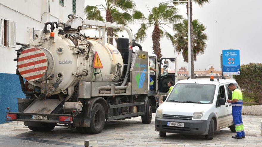 Los trabajadores que mantienen las alcantarillas van a la huelga en julio