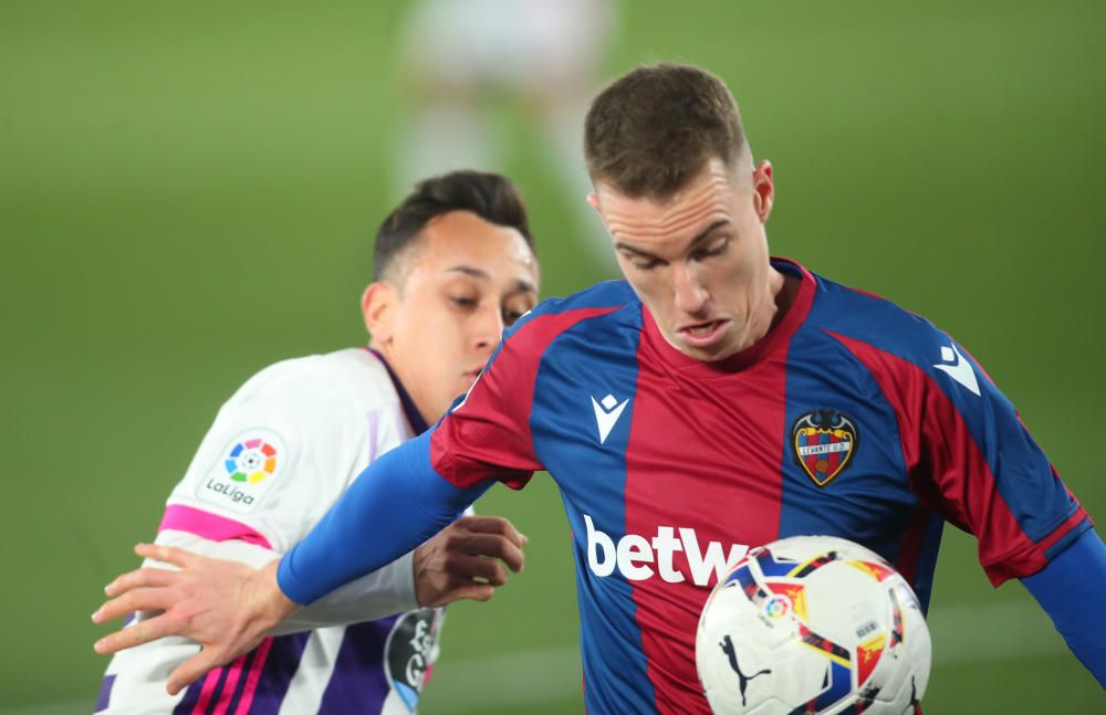 Levante - Real Valladolid, en imágenes