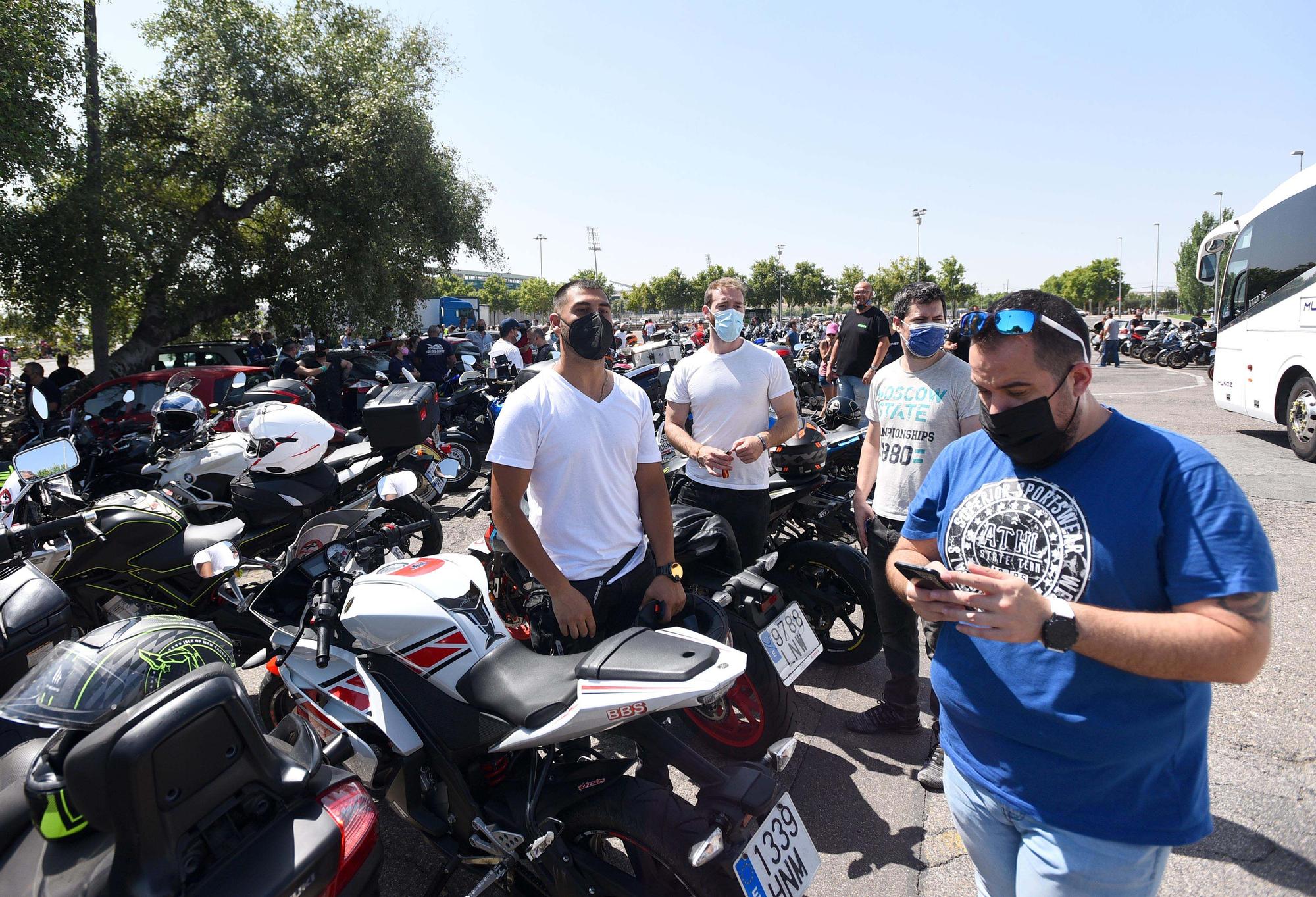 Concentración de motos para protestar por los peajes a las autovías