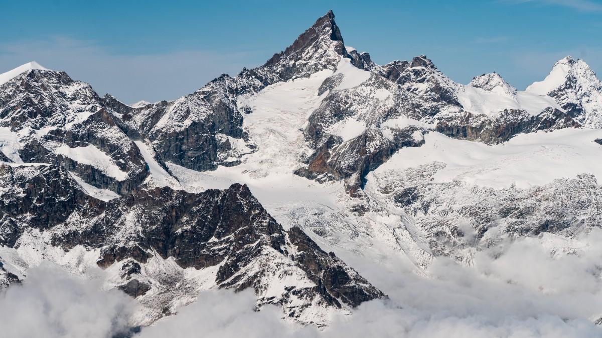 El Everest es la montaña más alta del planeta
