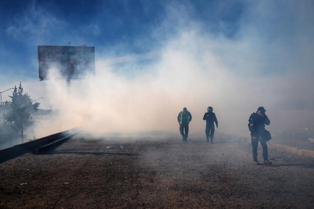 Altercados con gases en la frontera con EEUU