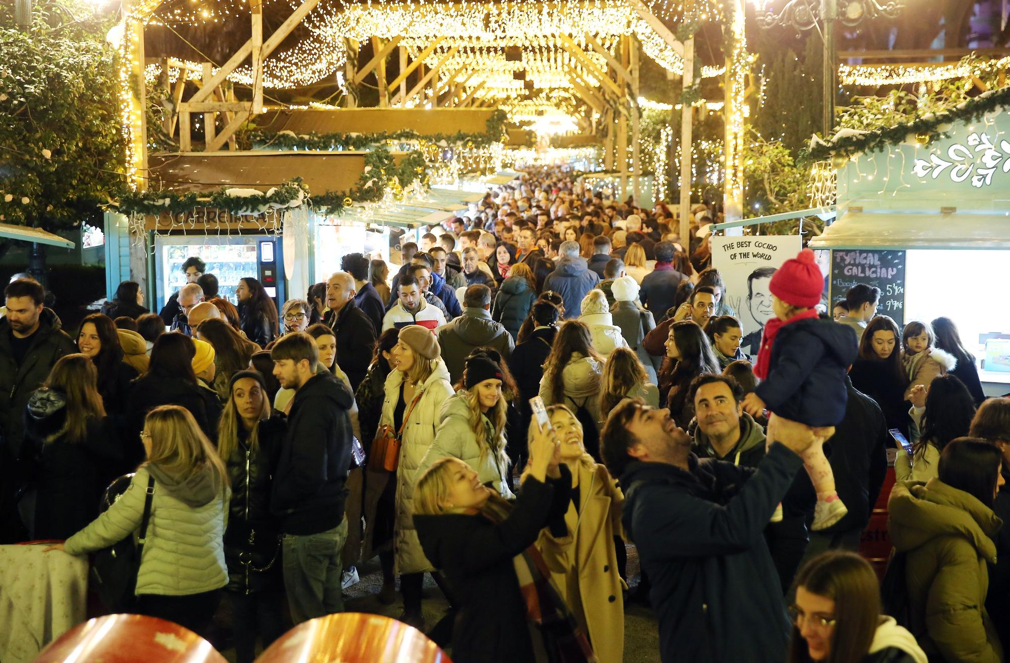 Vigo recibe un aluvión de visitantes durante los últimos días del puente