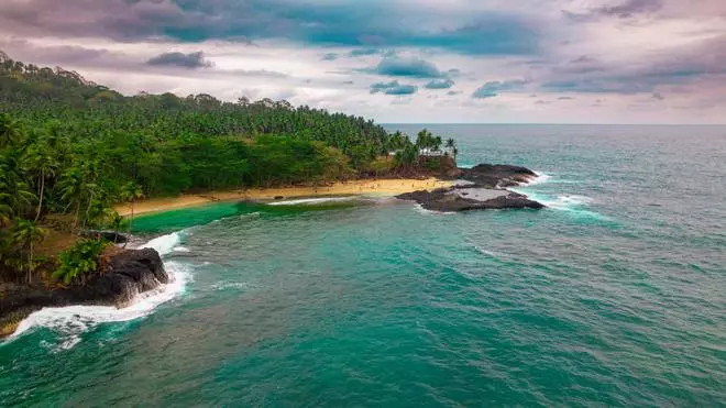 Santo Tomé y Príncipe: guía, cultura, playas y naturaleza para entender el país isla del golfo de Guinea