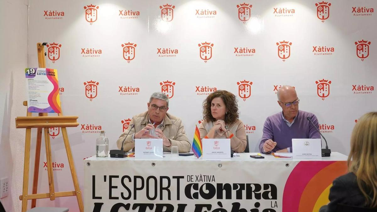 Presentación de la jornada contra la LGTBIQ+fobia en el deporte en Xàtiva.