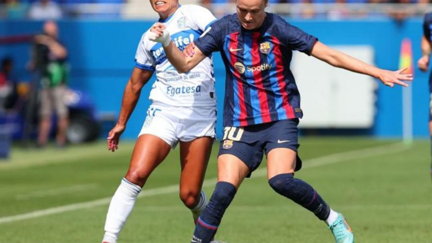 María José Pérez y Caroline Graham Hansen, en el Barcelona-UD Costa Adeje Tenerife de la temporada pasada. | | LALIGA