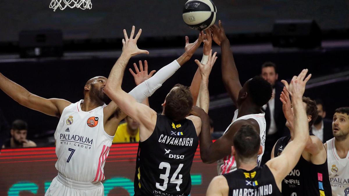 El Real Madrid, primer finalista tras un trabajado triunfo (85-79)