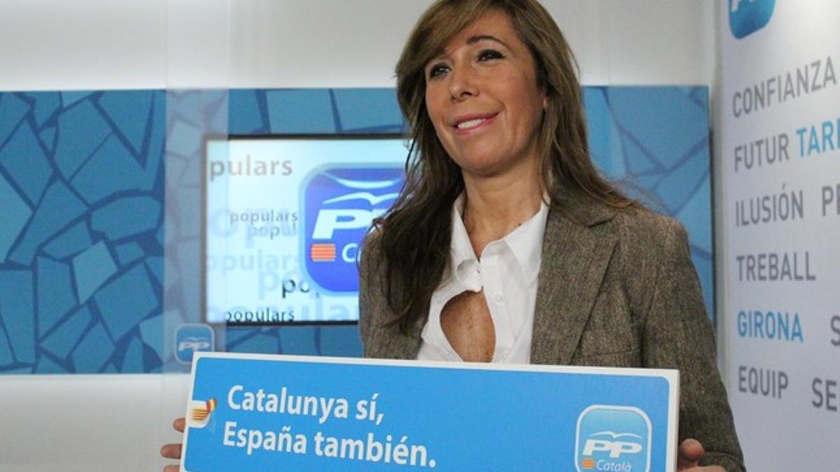 Alicia Sánchez-Camacho, con el lema de la campaña del PPC.