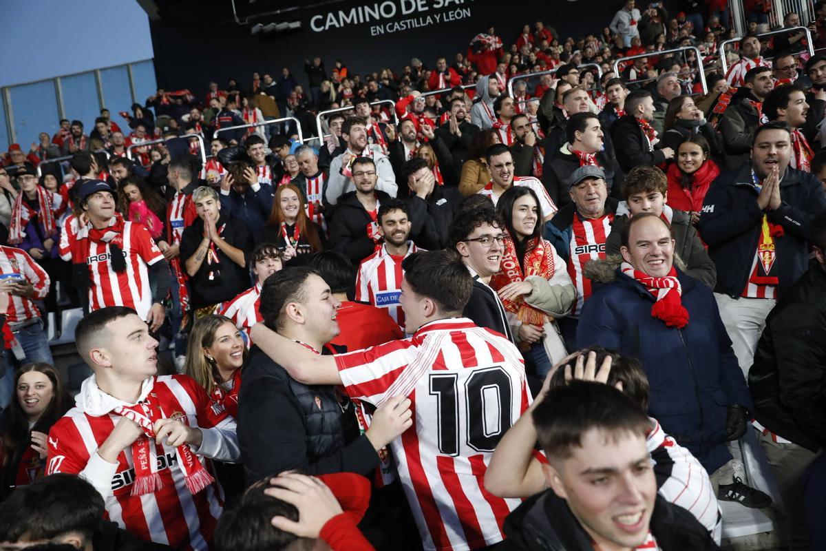 Aficionados del Sporting en la última visita al Burgos.