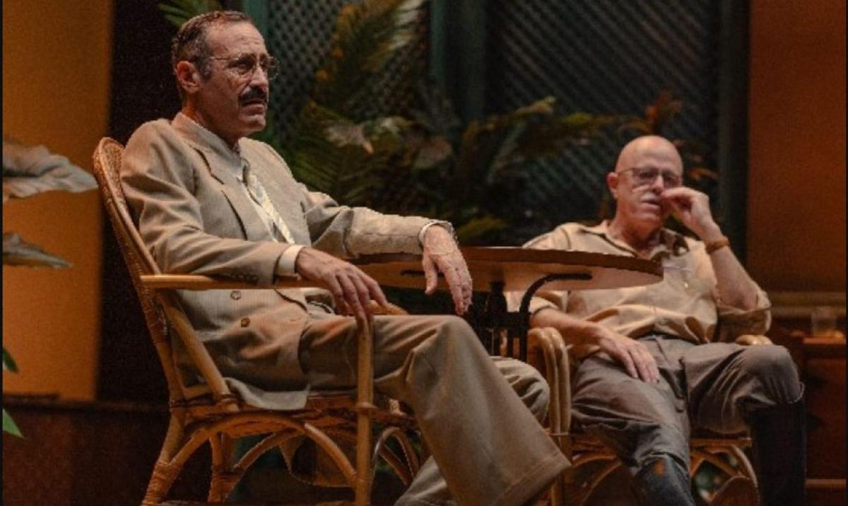 Una escena de la obra’Zweig-Bernanos’. |  | TRIATEATRE.CAT