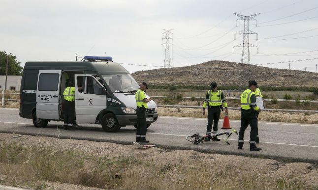 El ciclista ha resultado gravemente herido y los servicios sanitarios han intentado sin éxito mantener con vida a hombre