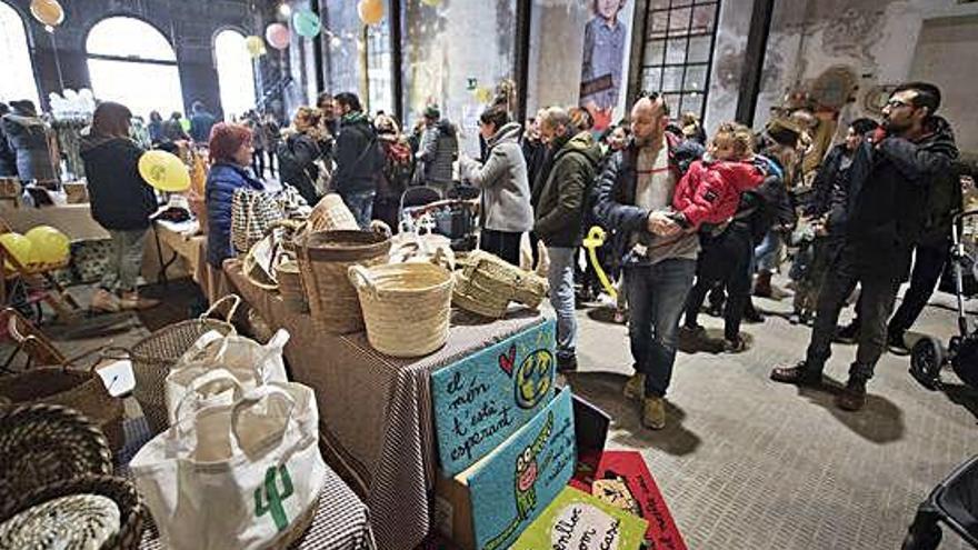 La jornada infantil d&#039;El Petit Sarau omple durant tot  el dia l&#039;Anònima