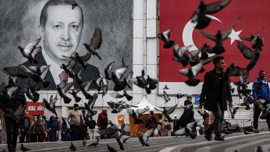 El miedo a la derrota en las urnas intensifica los ataques de Erdogan a la oposición
