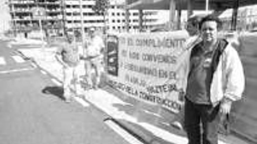 Protesta por los altos índices de siniestralidad laboral en el sector de la construcción regional