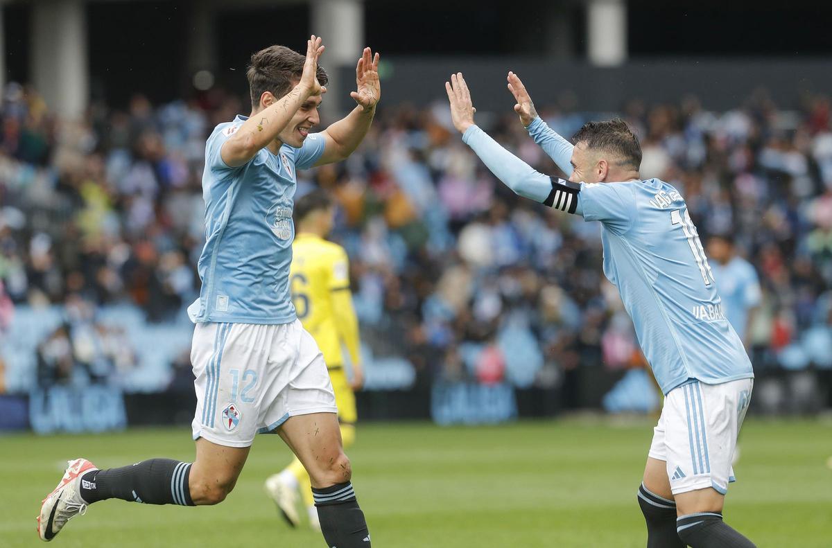 Los jugadores del Celta celebran uno de los goles ante el Villarreal