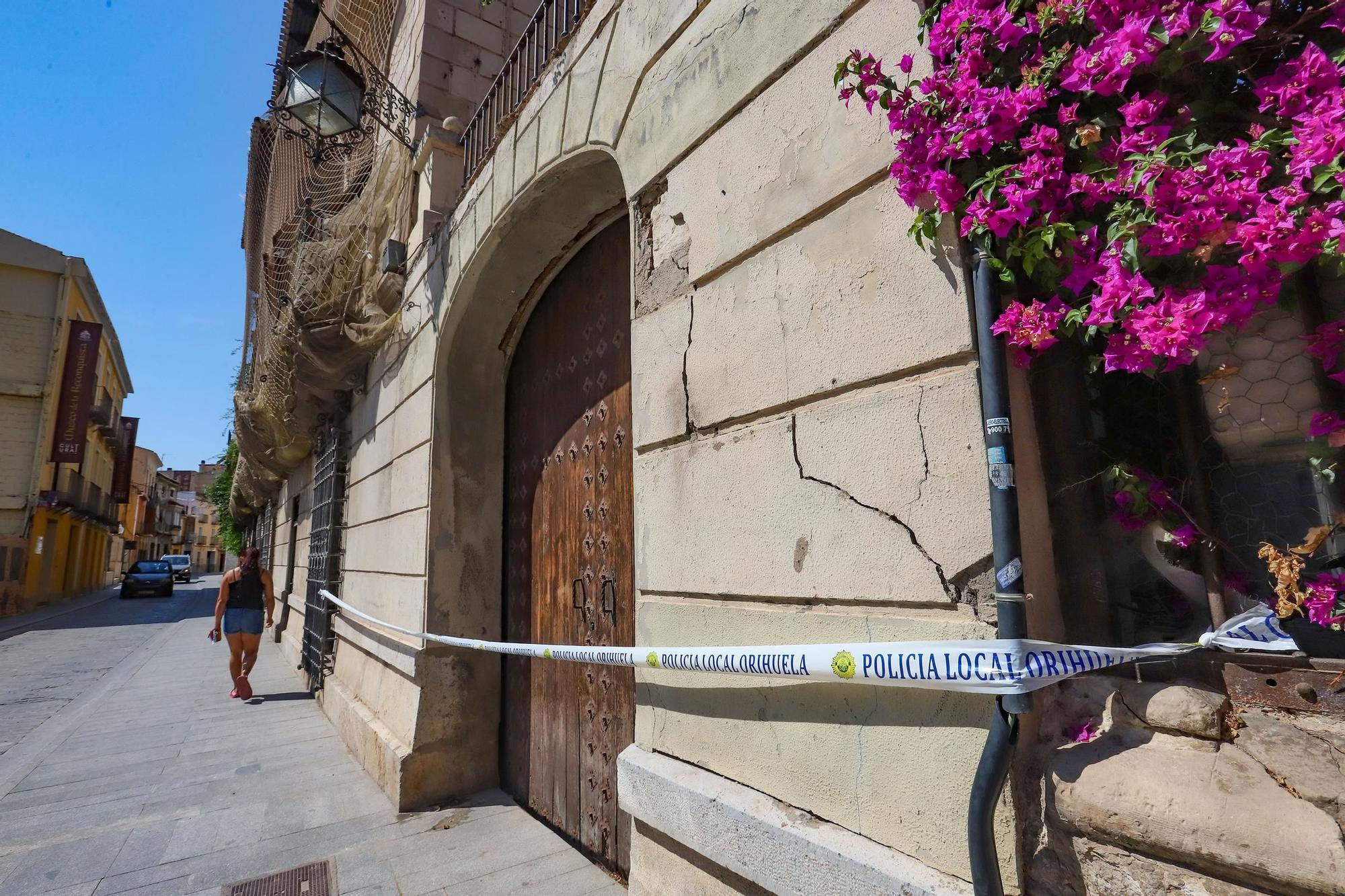 En este lamentable estado está el Palacio de Rubalcava de Orihuela