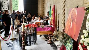 Capilla ardiente de María Jiménez en el Ayuntamiento de Sevilla.