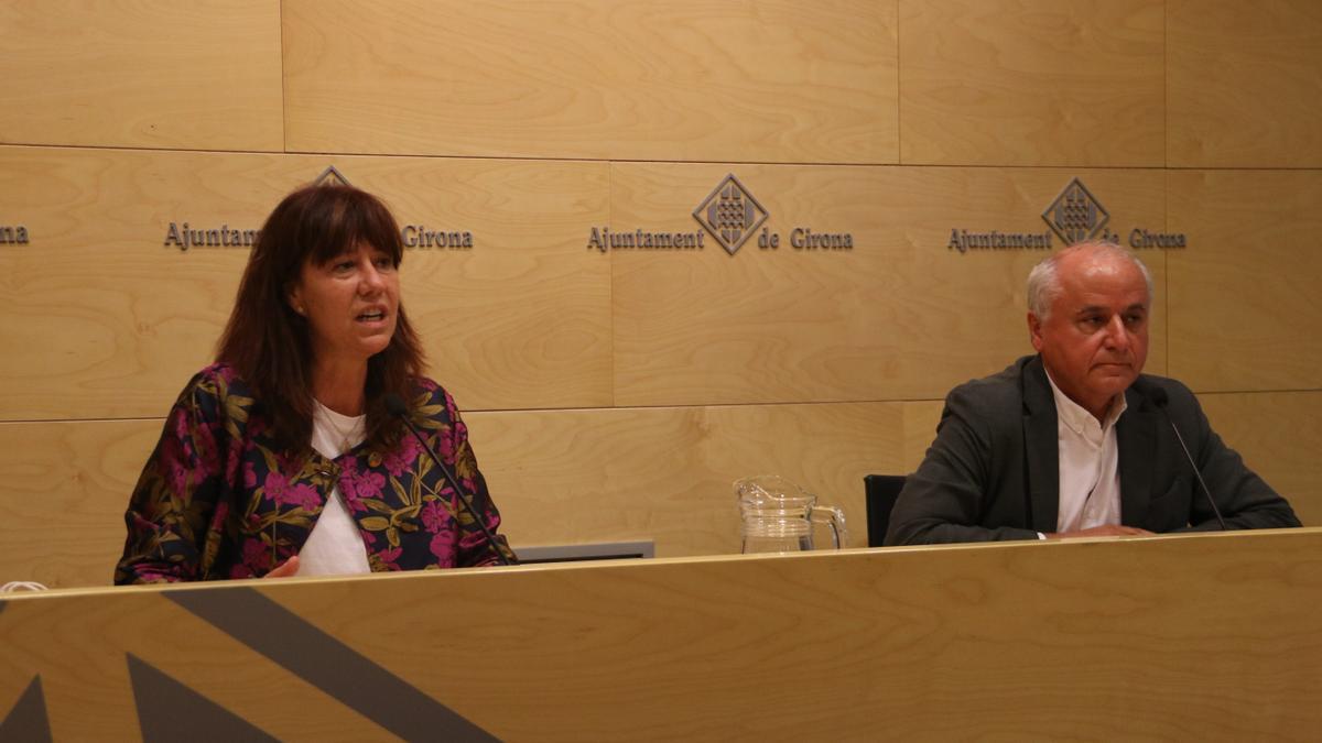 L&#039;alcaldessa de Girona, Marta Madrenas, i el president de la Cambra de Comerç de Girona, Jaume Fàbrega, durant una roda de premsa aquest 27 de setembre del 2021. (Horitzontal)