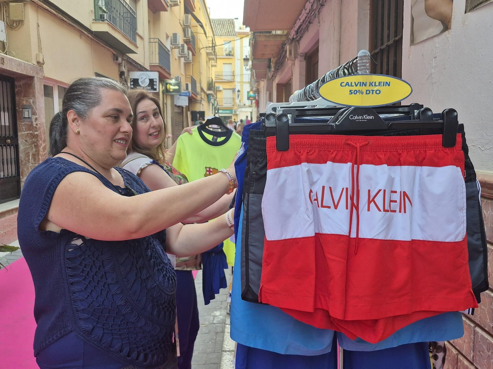 Puente Genil, Cabra y Baena celebran sus 'Noches de compras'