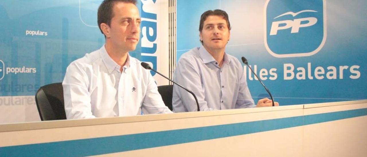 Sebastià Sagreras, secretario general, y Llorenç Galmés, portavoz del partido, ya mandan en el PP de Balears.