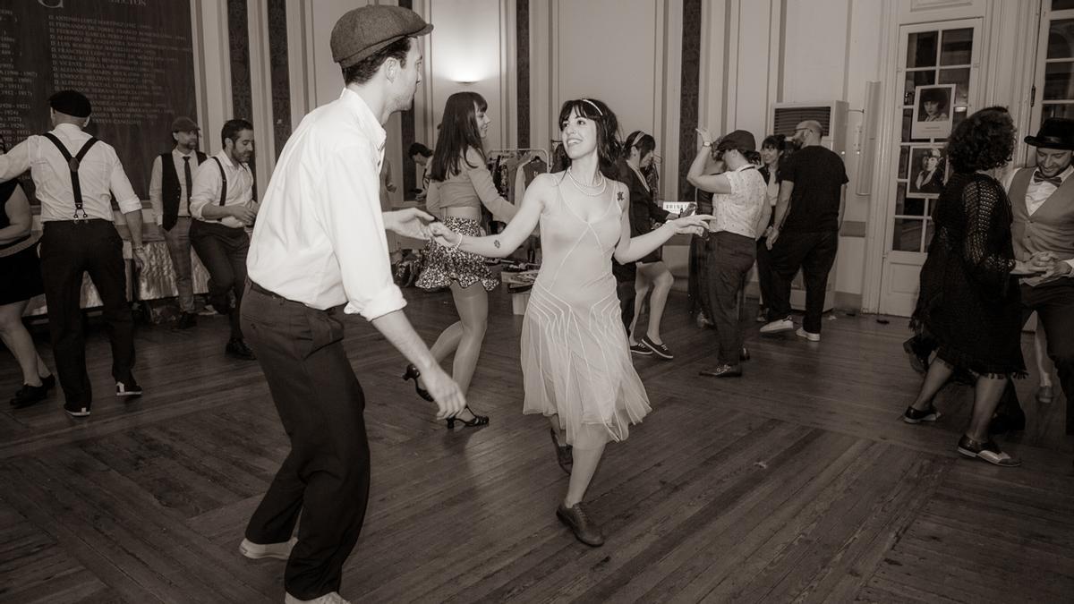 La asociación Swing i Au nació en 2015 a partir de un grupo de aficionadosque querían fomentar la cultura del swing en la provincia
