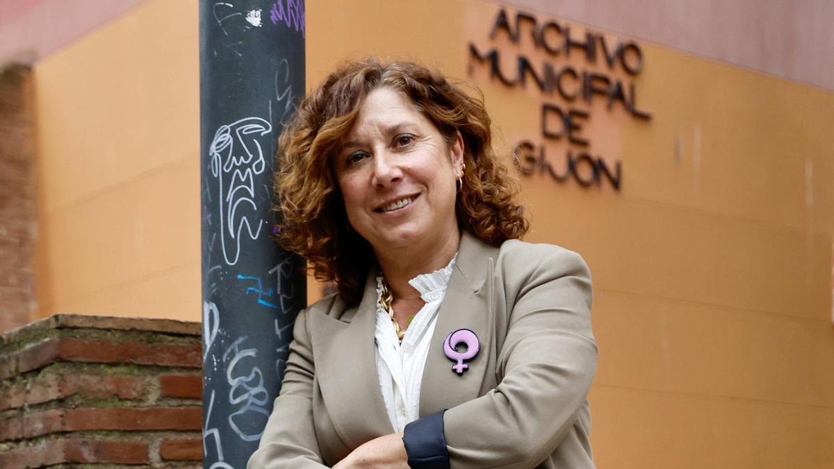 Carmen Eva Pérez, en el Archivo Municipal