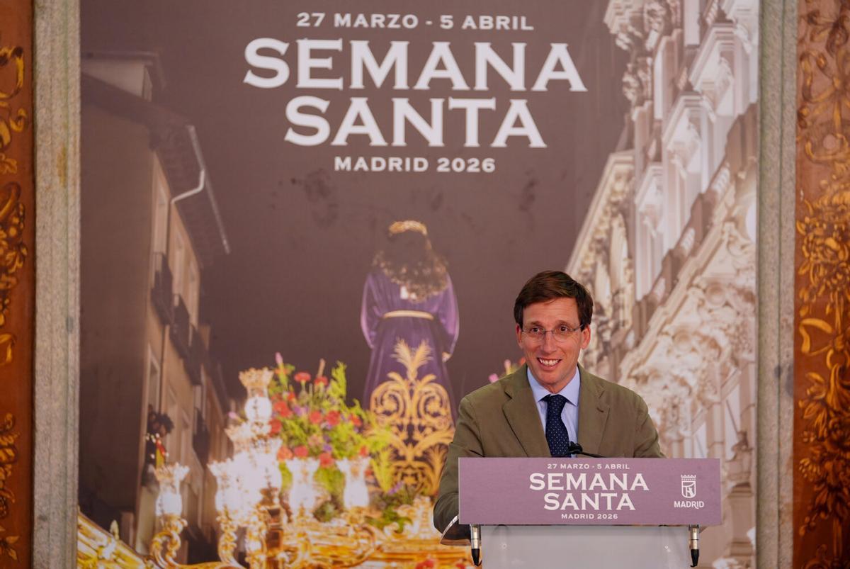 Almeida en la presentación de la programación de Semana Santa 2026