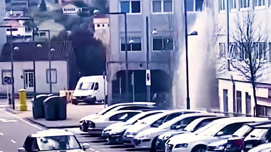Un espectacular 'géiser' sorprende a los vecinos de Vista Alegre