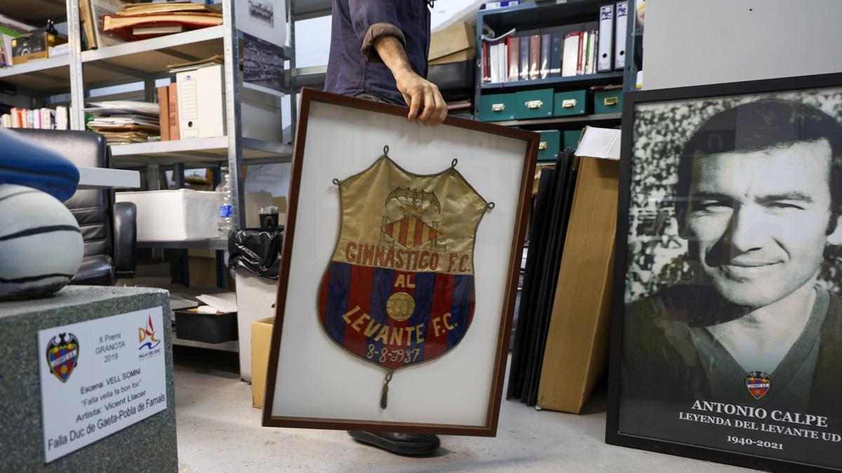115 aniversario del Levante UD sobre los tesoros escondidos del departamento de historia del club