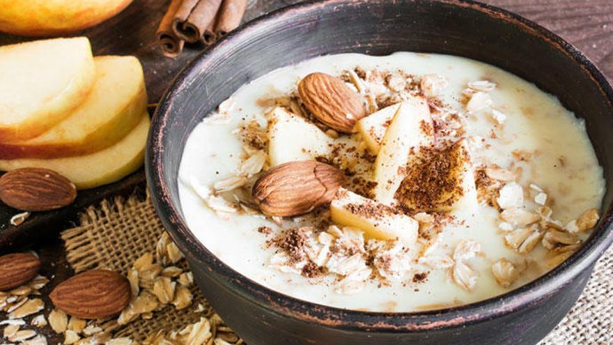 Gachas de avena con manzana y canela