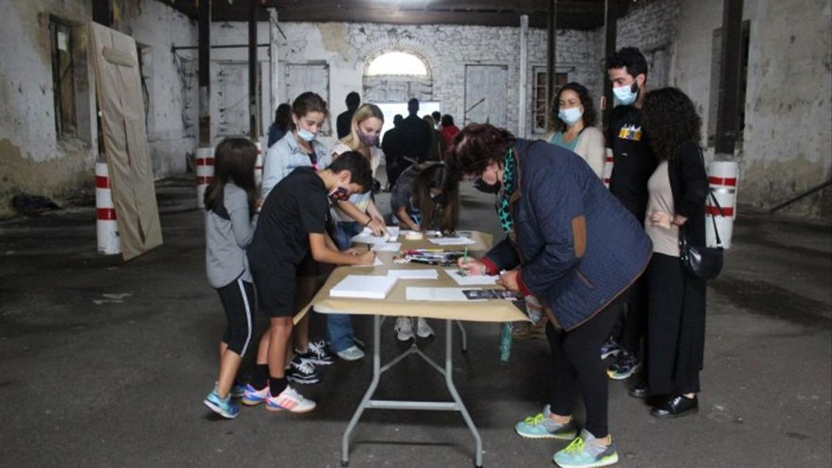 Nave donde se encuentra La Benéfica de Piloña - Espaciu Cultural.