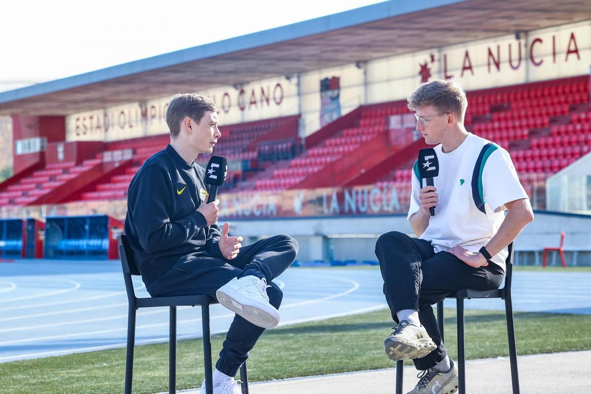 Jonas Vingegaard, durante una entrevista en la Nucía.