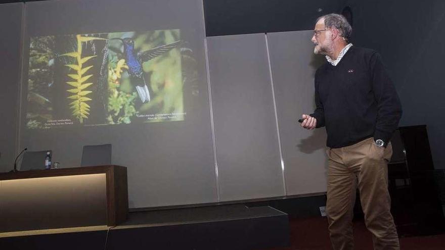 José María Fernández Díaz-Formentí, durante su conferencia.