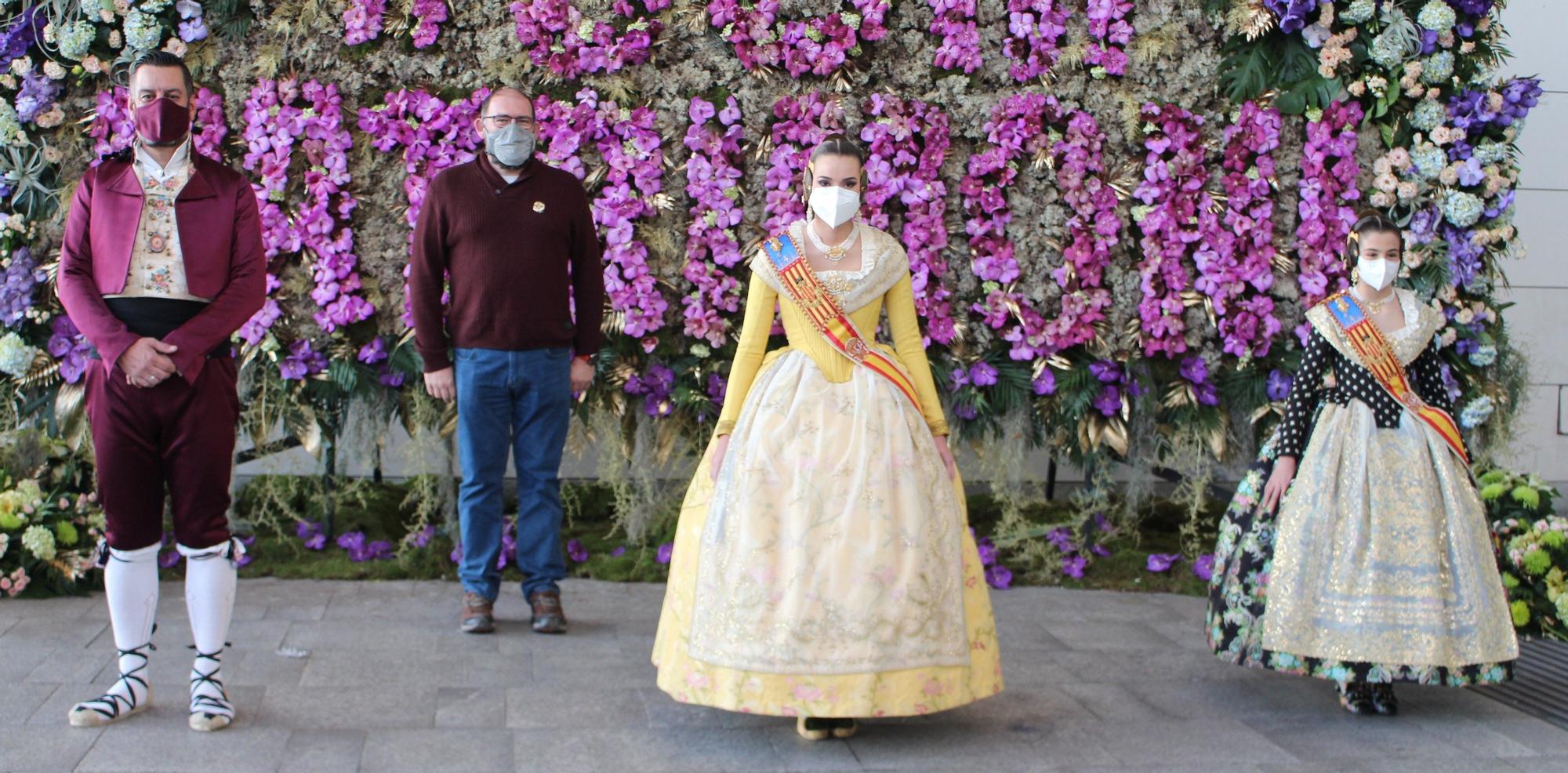 "Photocall" de las Juntas Locales Falleras en la Fiesta del Patrimonio