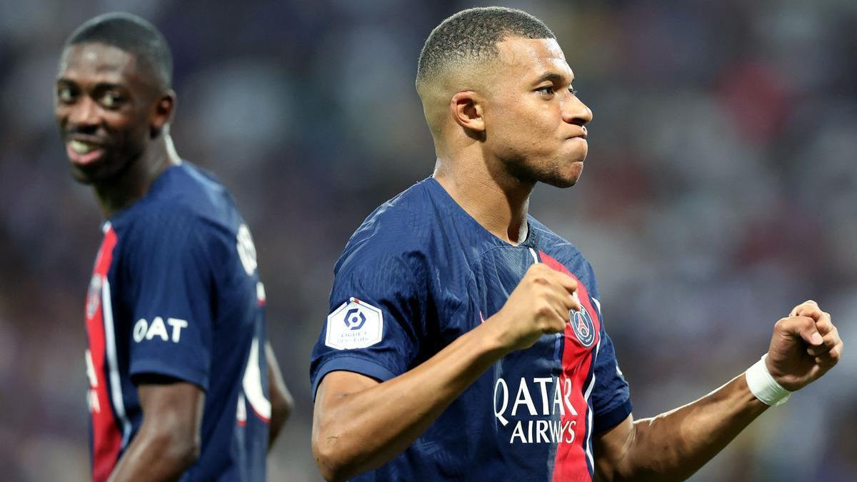 Mbappé celebra un gol con el PSG