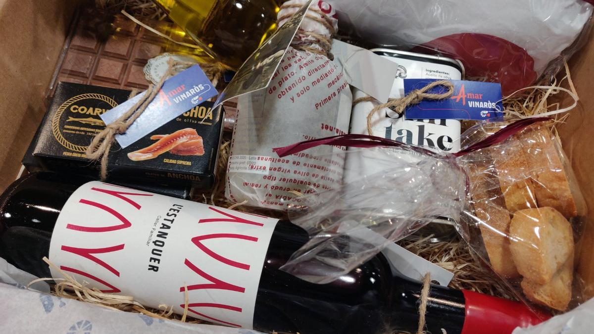 Uno de los lotes con productos gastronómicos de Vinaròs.