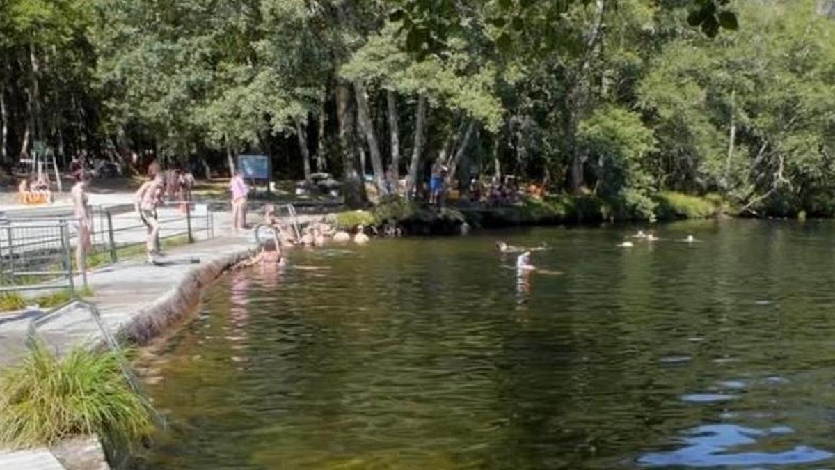 Playa fluvial de A Calzada