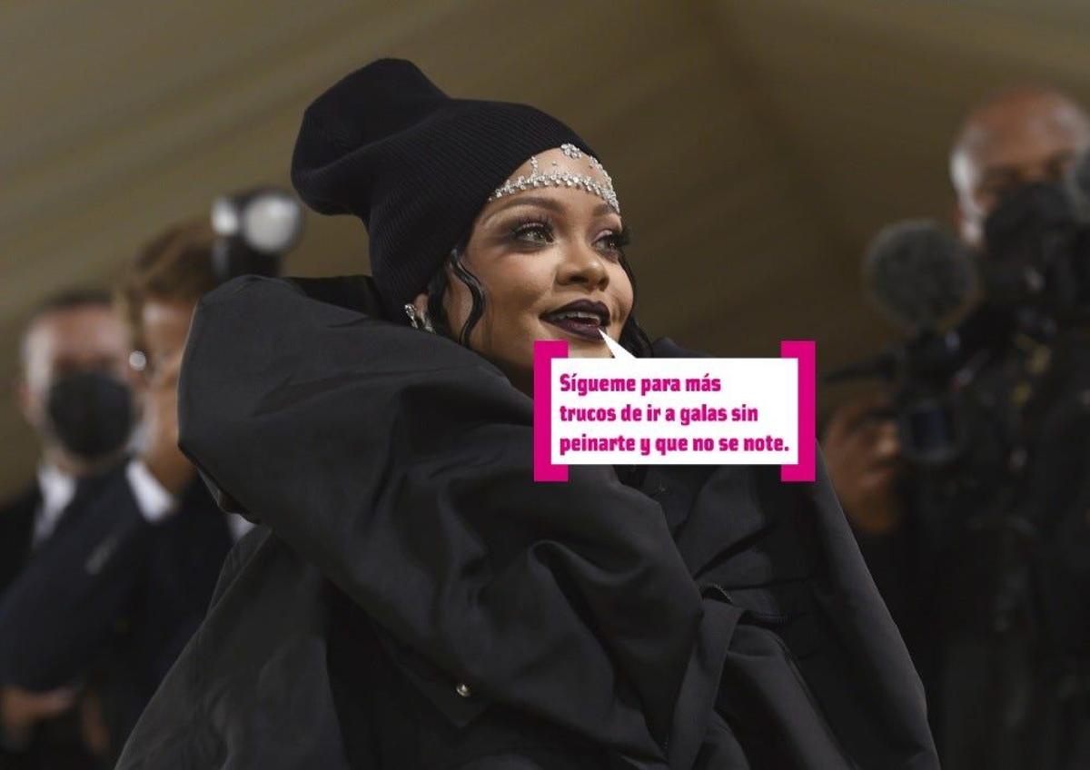 Rihanna sin peinar en la Met Gala 2021