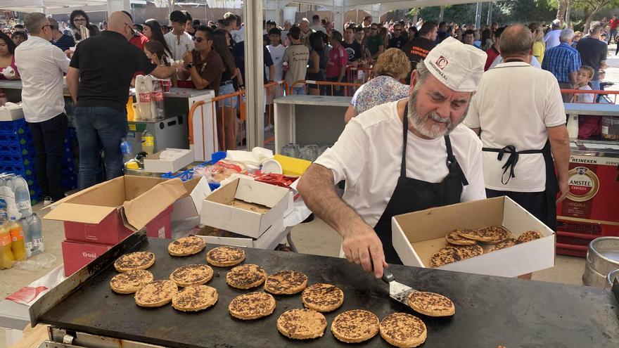 Fiesta de la hamburguesa en Crevillent