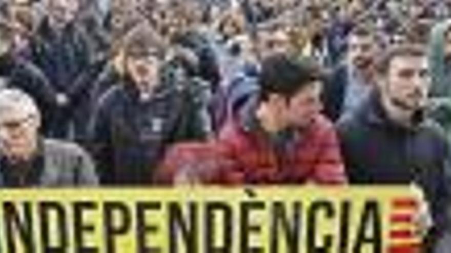 Concentració a Girona  a favor de la república  i «contra el règim del 78»