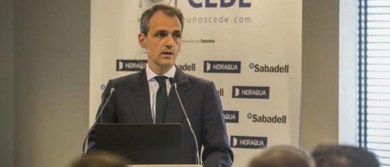 Isaac Martín Barbero, ayer durante su ponencia impulsada por CEDE, Sabadell e Hidraqua.
